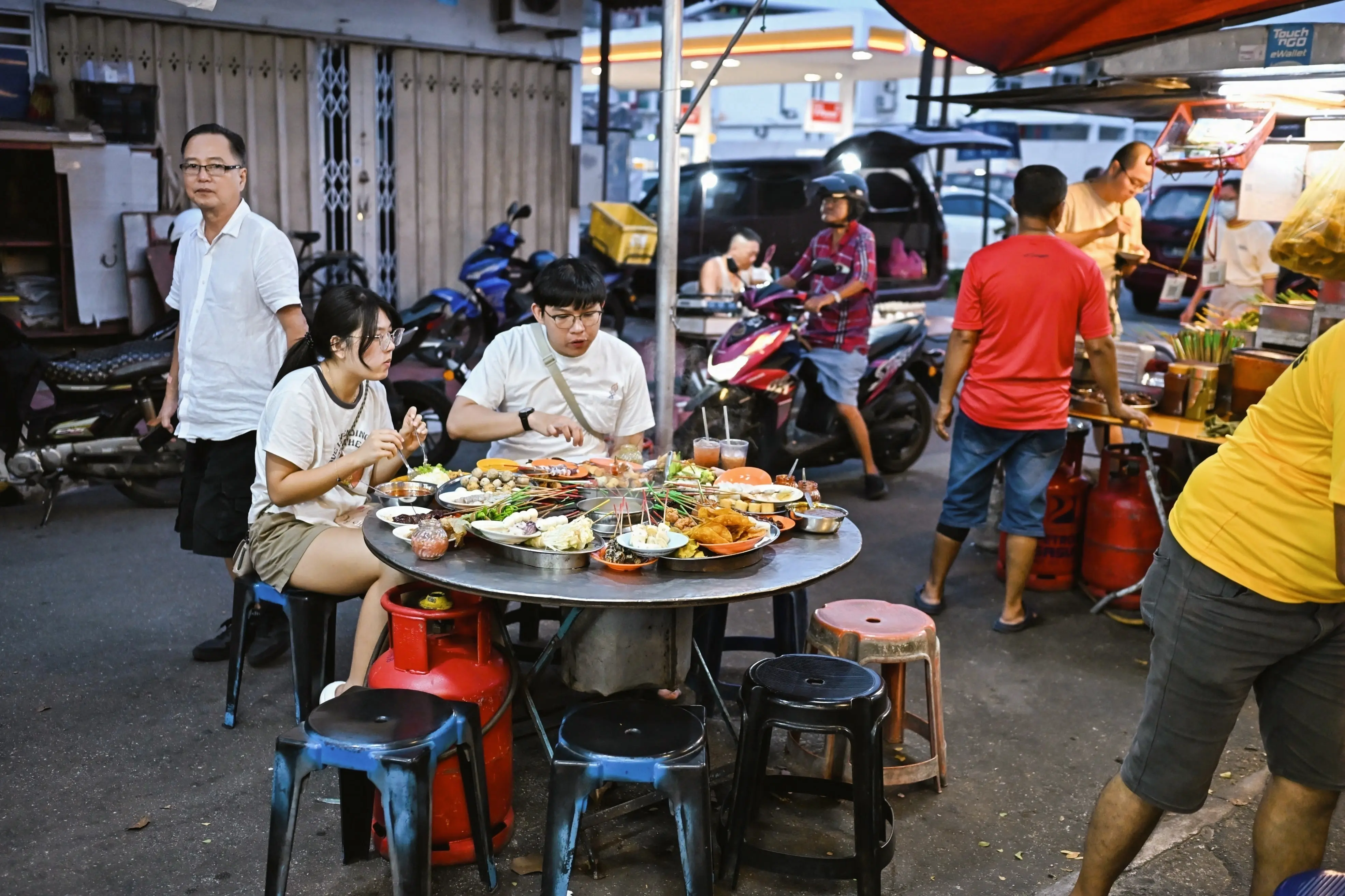 Gurney Drive Food Guide