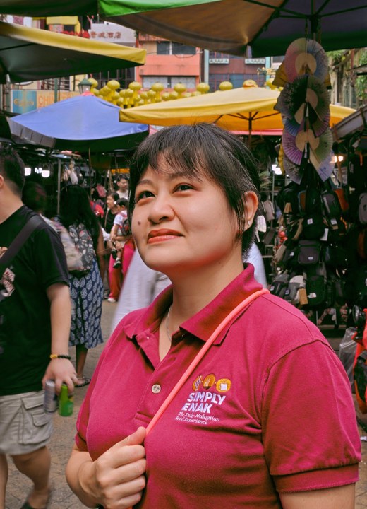Pauline - Pengasas & Pemandu Utama Simply Enak